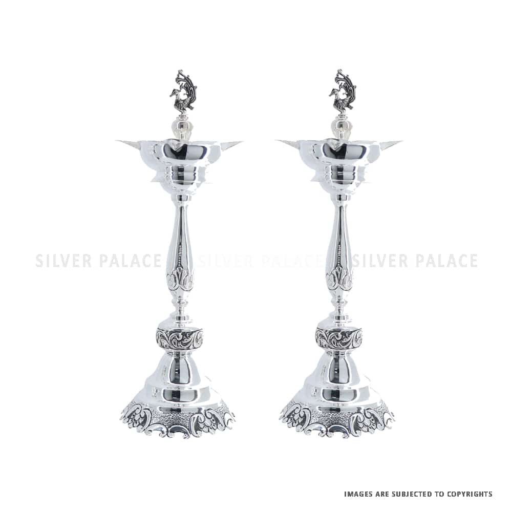 Antic Casting Annam Lamp