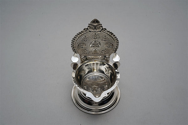 Kamatchi Lamp